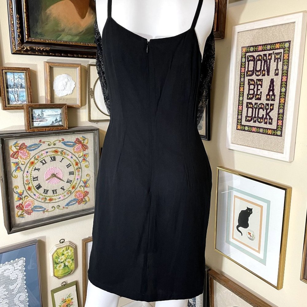 Papell Boutique Evening Black Sleeveless 20's Style Dress with all Over Beading - Picture 6 of 10